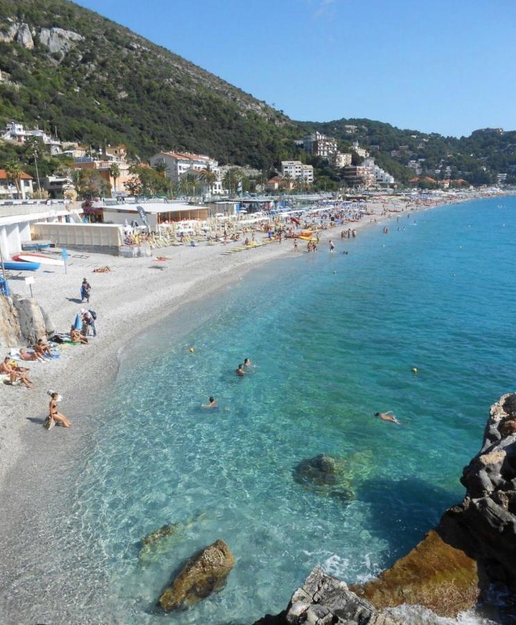 A 5 Minuti Dal Mare - Dolphin Beach House Spotorno Buitenkant foto
