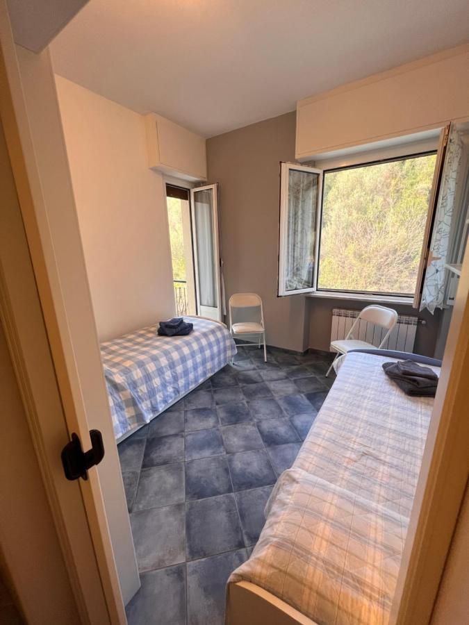 A 5 Minuti Dal Mare - Dolphin Beach House Spotorno Buitenkant foto