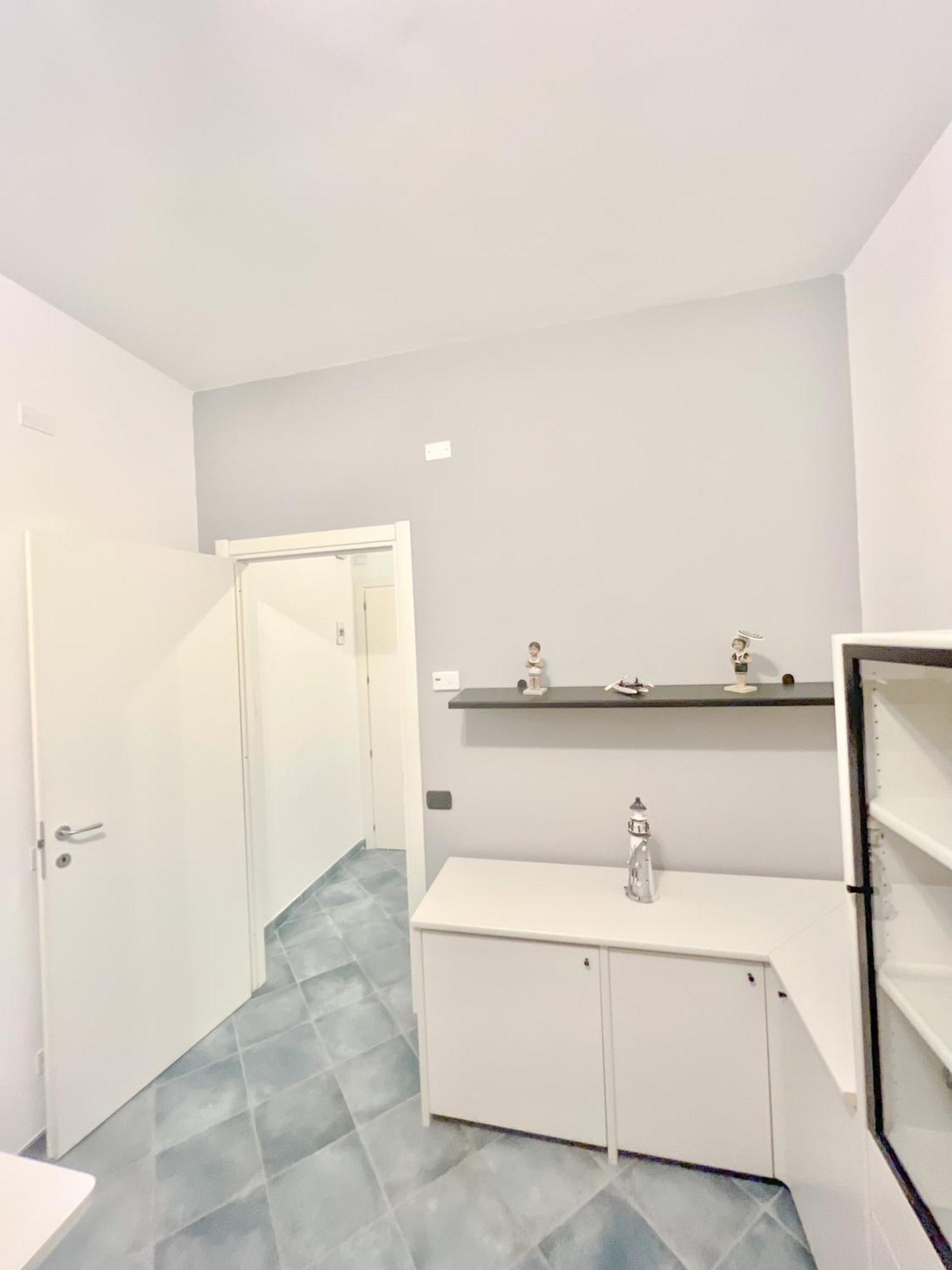 A 5 Minuti Dal Mare - Dolphin Beach House Spotorno Buitenkant foto